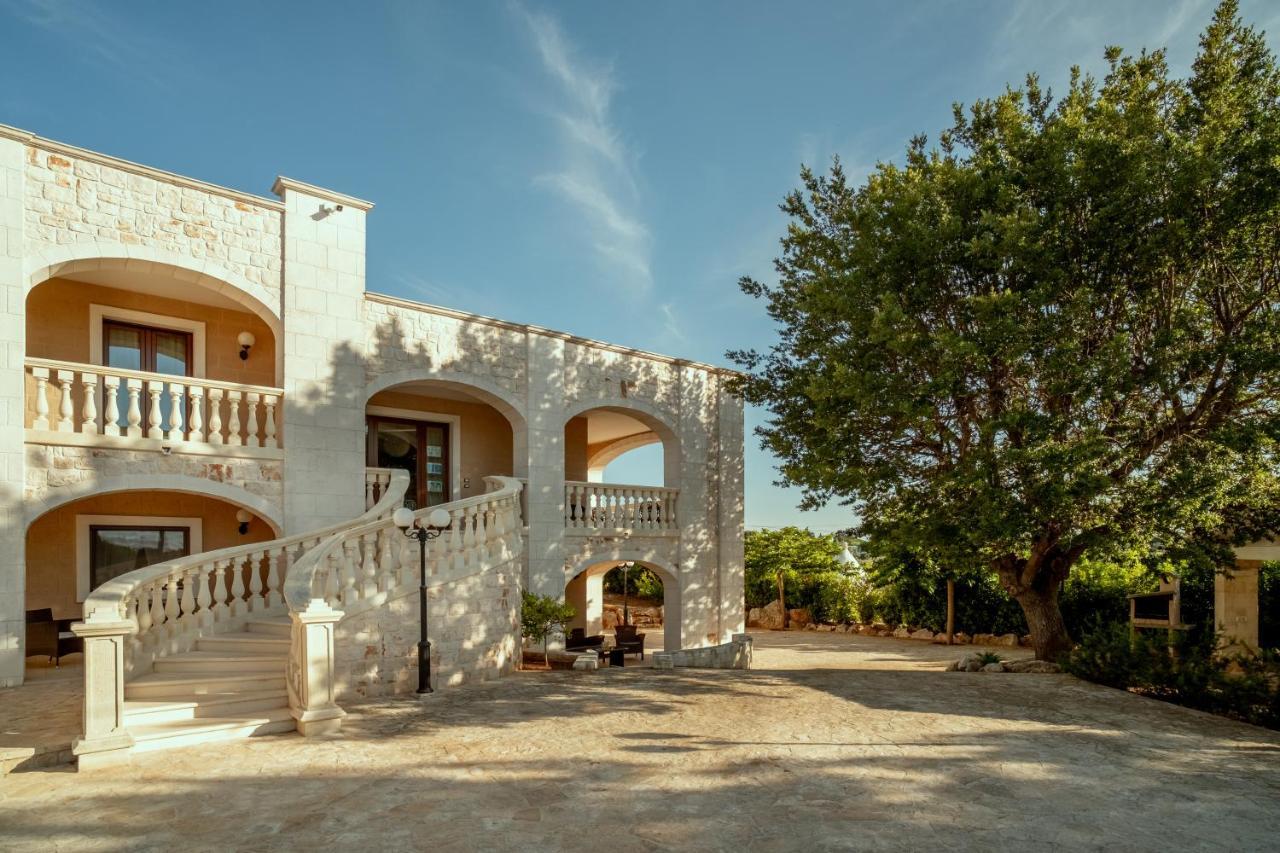 Holiday Gli Archi Фазано Екстериор снимка